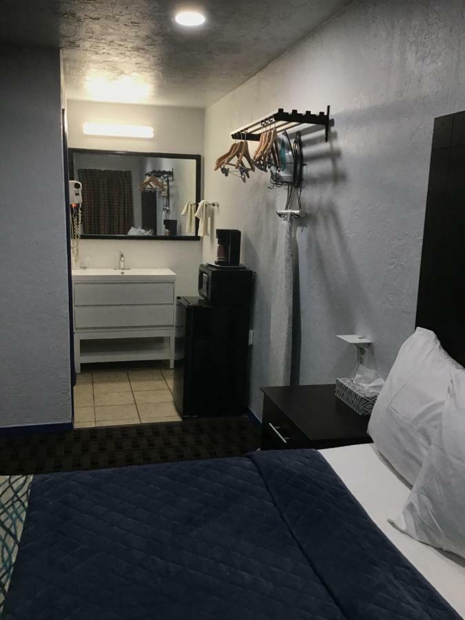 Budget Inn & Suites Oklahoma City Bagian luar foto