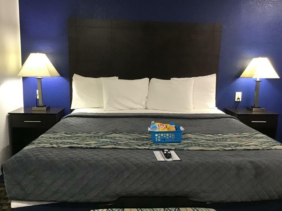 Budget Inn & Suites Oklahoma City Bagian luar foto